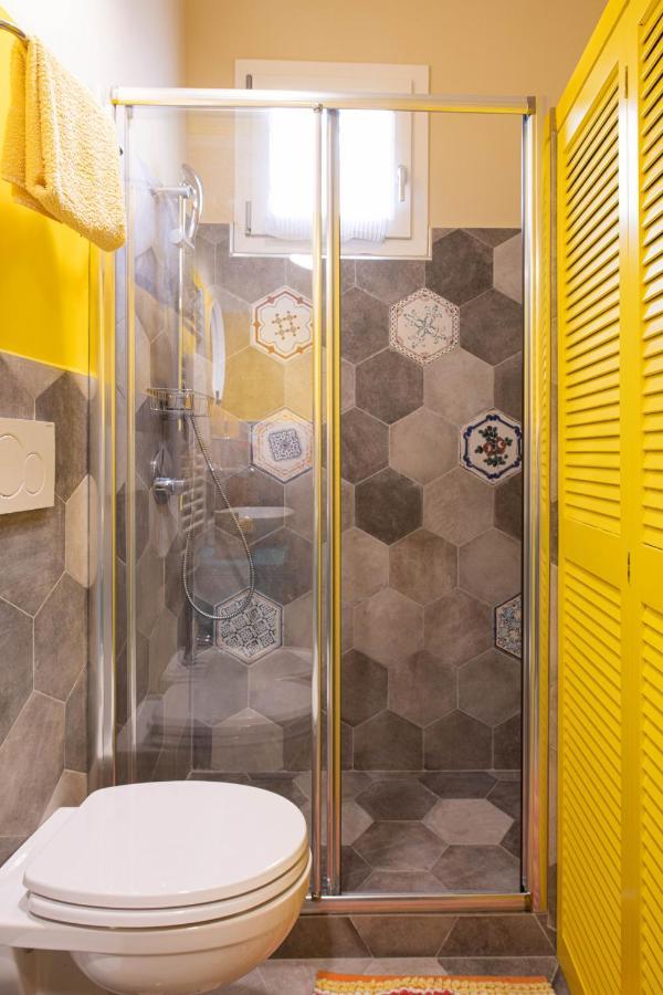 Trastevere Colorful Apartment With Terrace! Roma Eksteriør bilde